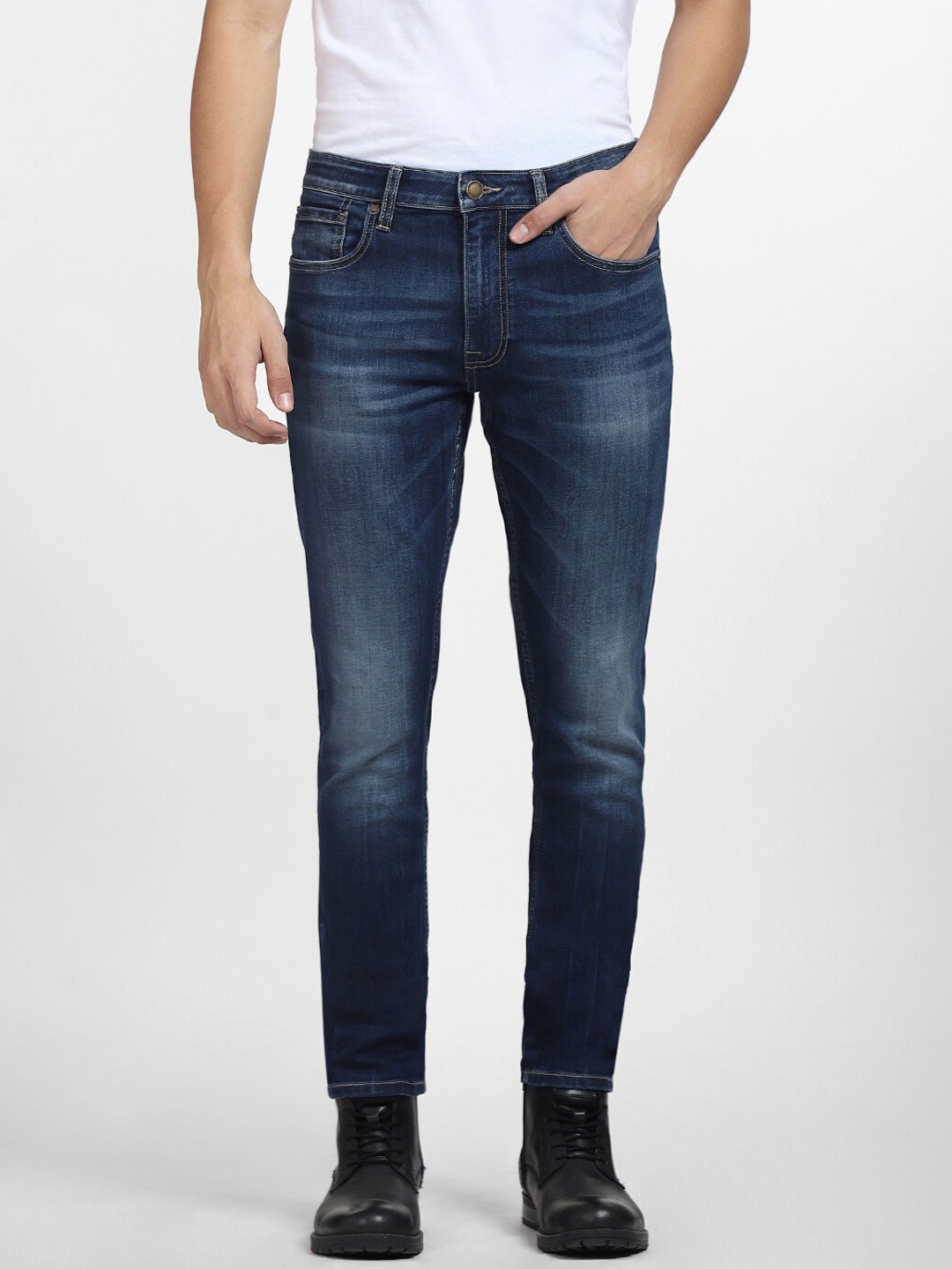 

Jack & Jones Men Blue Slim Fit Low-Rise Light Fade Cotton Jeans