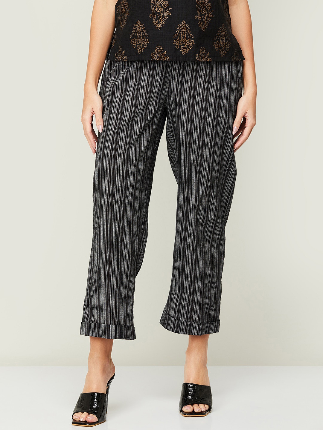 

Melange by Lifestyle Women Black Striped Cotton Culottes Trouser