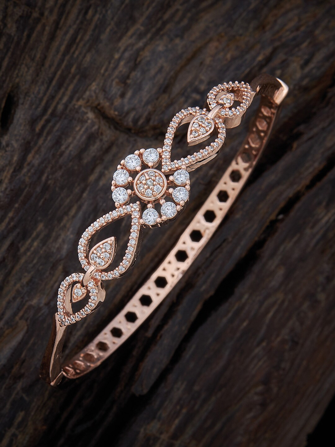 

Kushal's Fashion Jewellery Women Rose Gold & White Cubic Zirconia Rose Gold-Plated Kada Bracelet