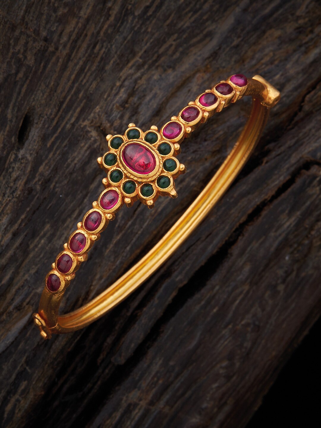 

Kushal's Fashion Jewellery Women Red & Gold-Toned Silver Gold-Plated Kada Bracelet