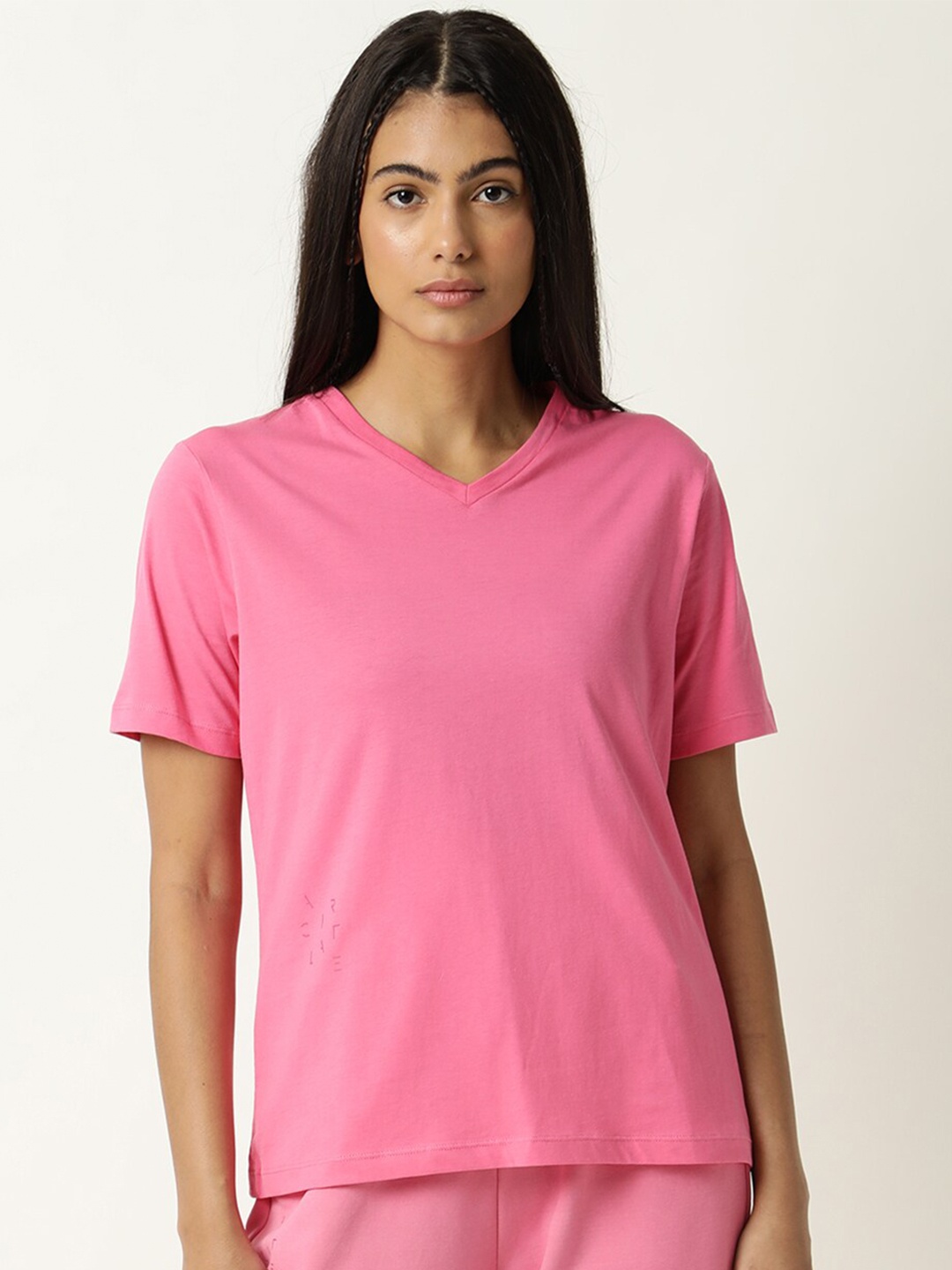 

ARTICALE Women Pink Solid V-Neck Slim Fit Cotton T-shirt