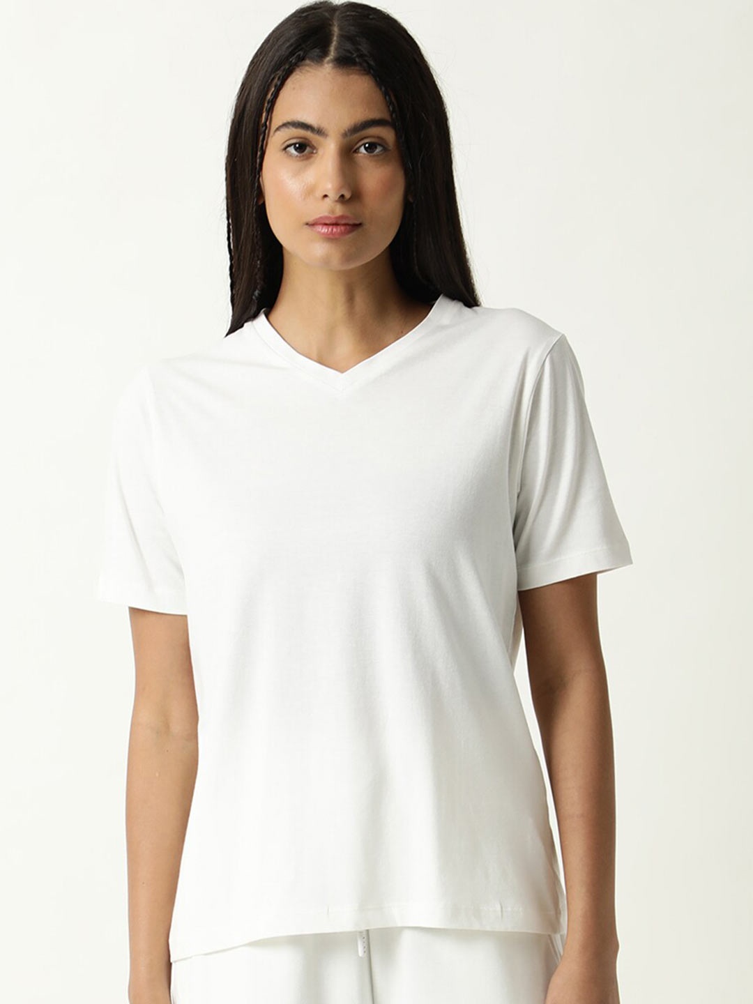 ARTICALE Women Off White Solid V-Neck Slim Fit Cotton T-shirt