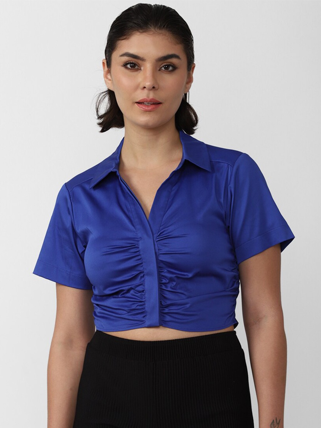 

FOREVER 21 Blue Shirt Style Crop Top