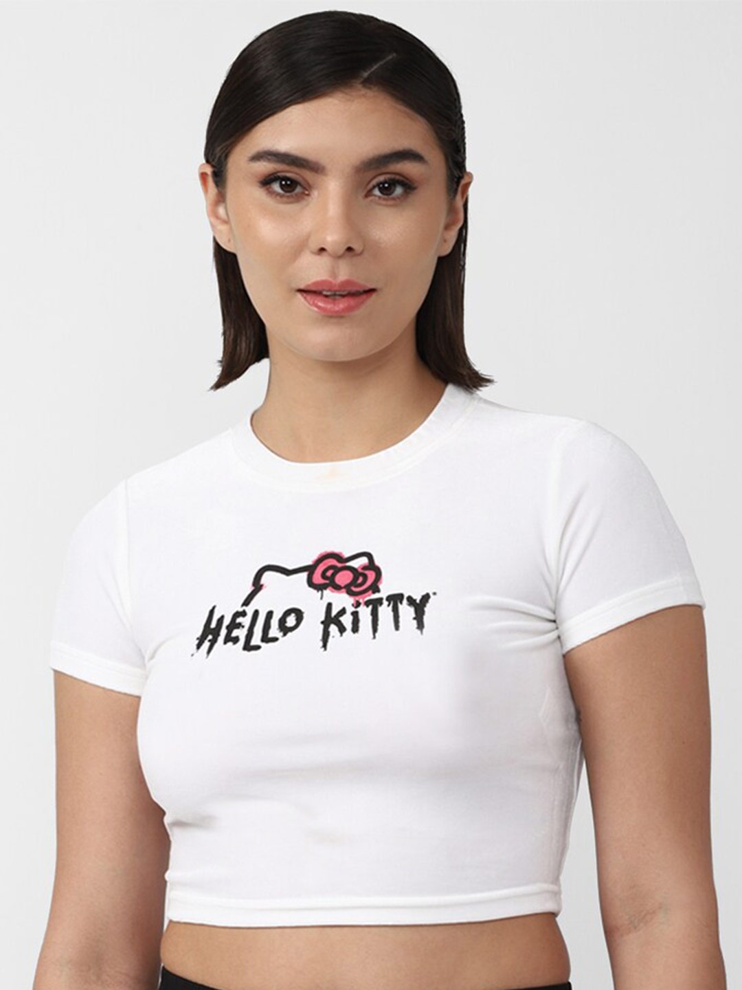 

FOREVER 21 Women White & Black Typography Printed T-shirt