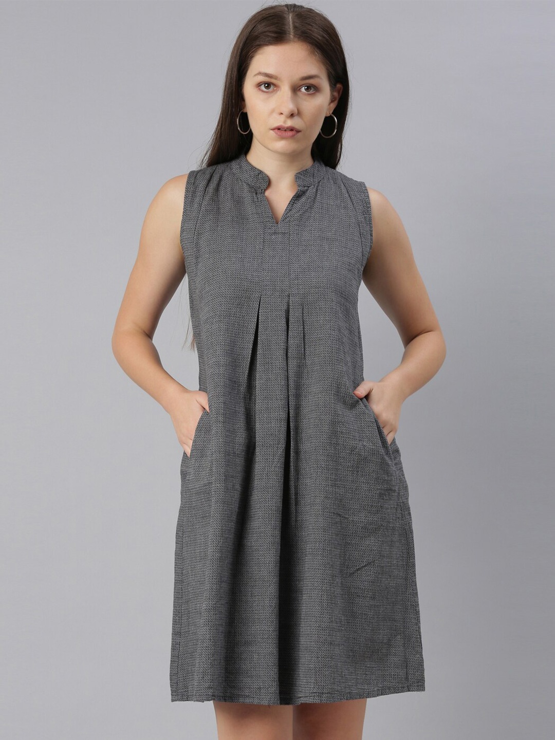 

ZHEIA Sleeveless Mandarin Collar A-Line Cotton Dress, Black