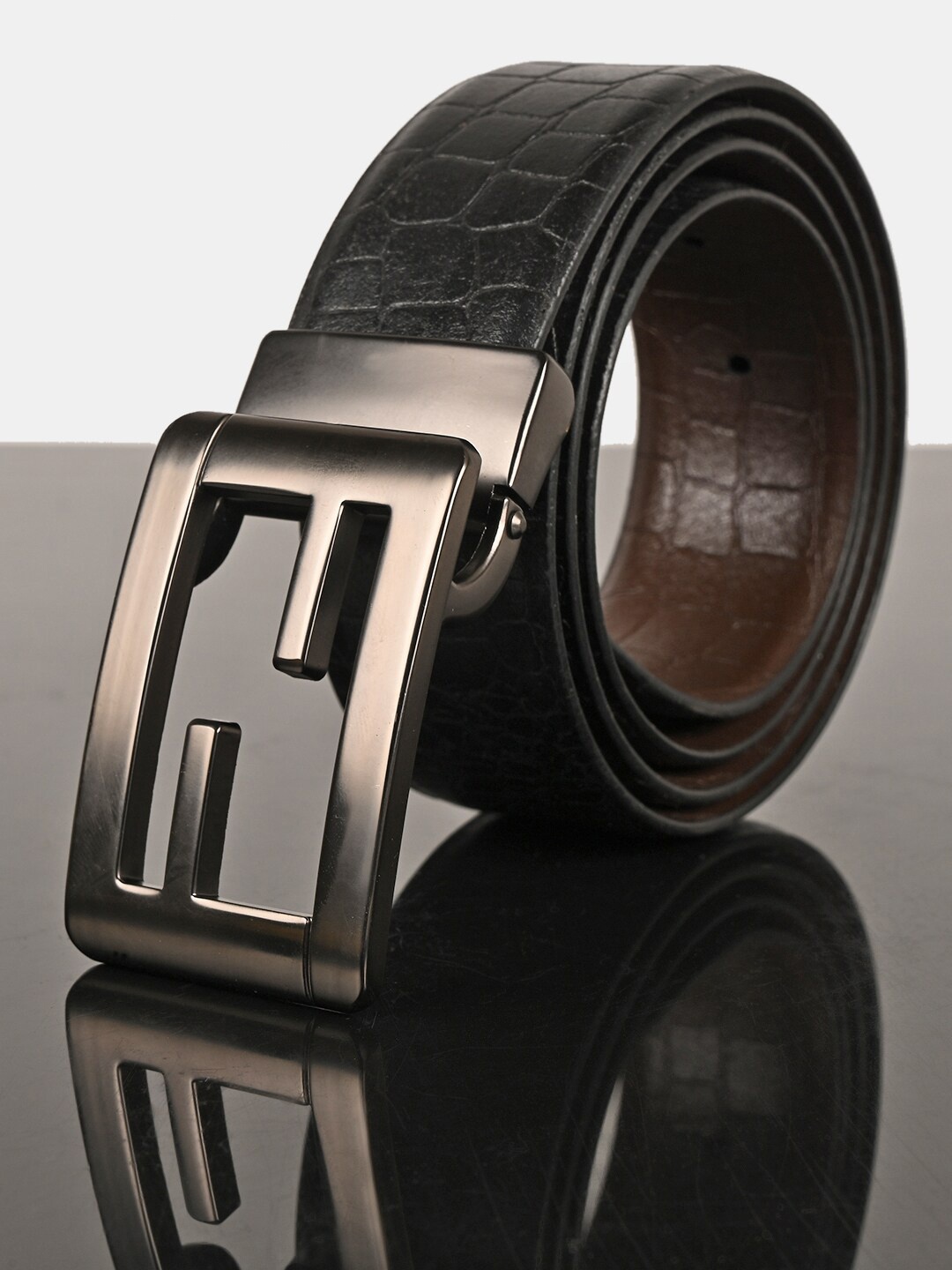 

BuckleUp Men Black Textured Leather Belt