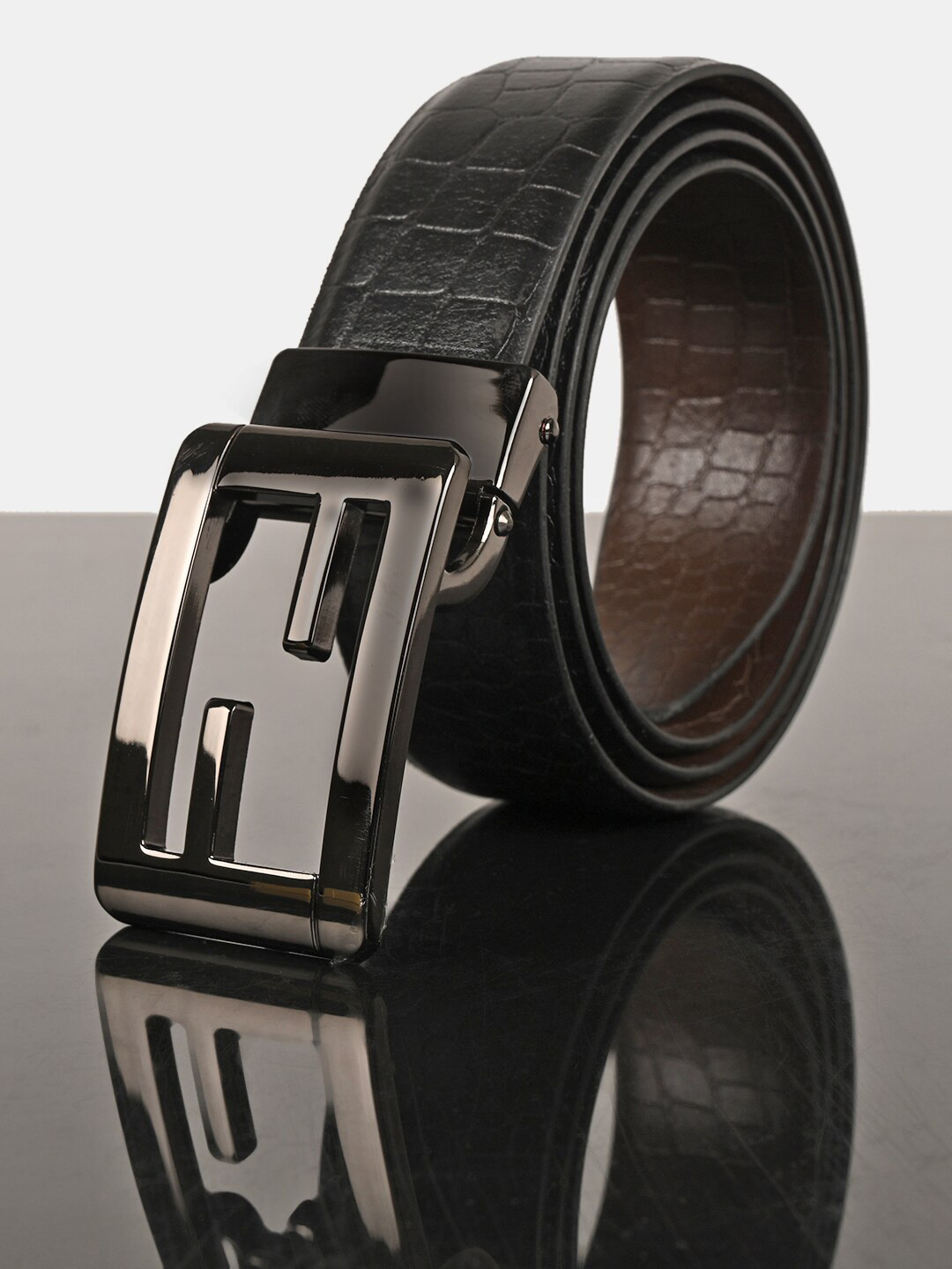 

BuckleUp Men Black Textured Leather Belt