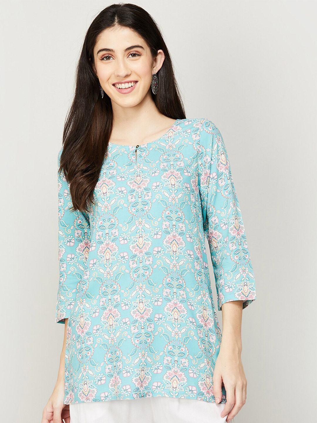 

Melange by Lifestyle Women Blue & Pink Floral Printed Kurti