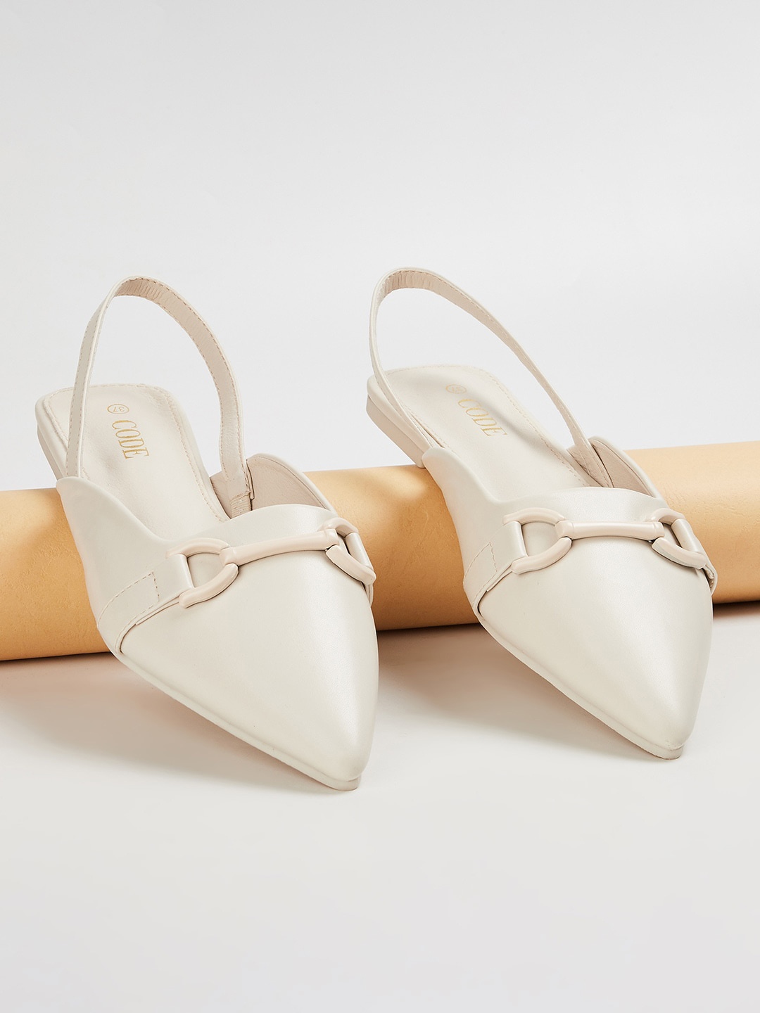 

CODE by Lifestyle Women Off White Textured Mules