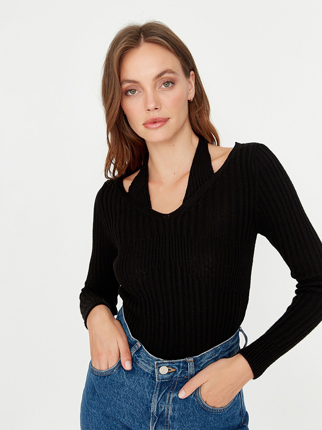 

Trendyol Women Black Acrylic Pullover