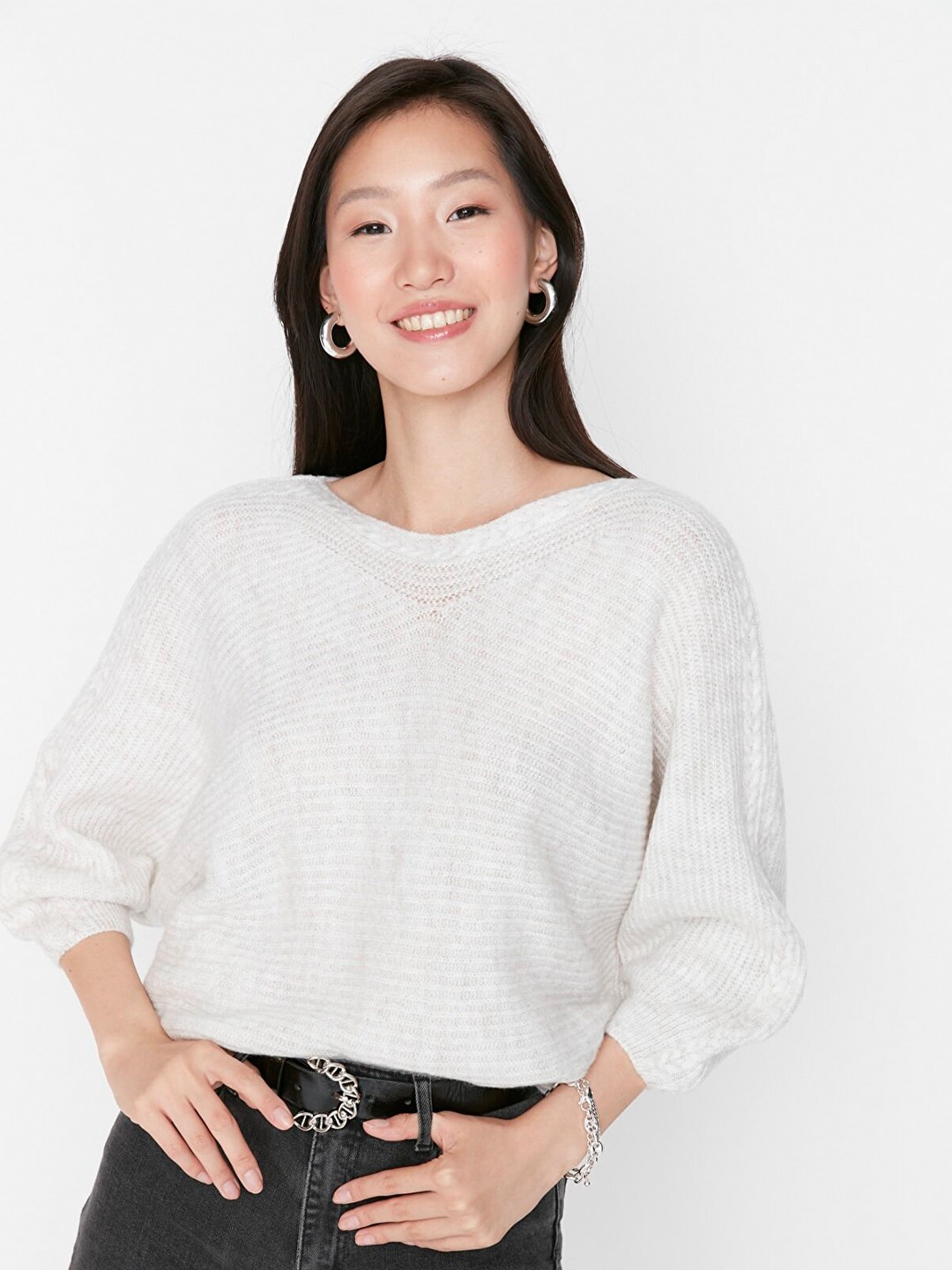 

Trendyol Women Off White Acrylic Pullover Sweater
