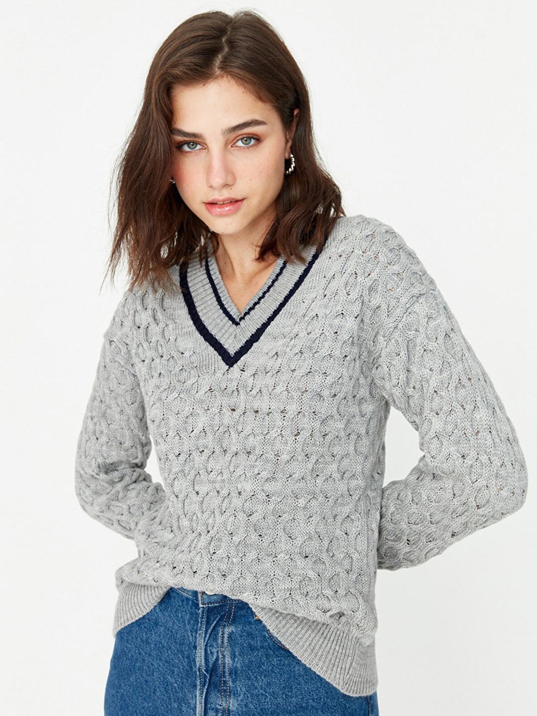 

Trendyol Women Grey Cable Knit Acrylic Pullover