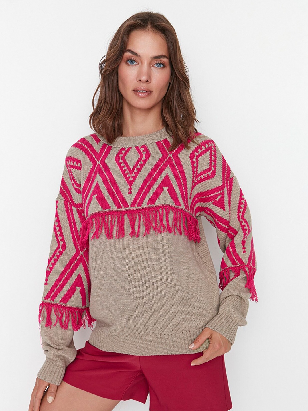 

Trendyol Women Grey & Pink Printed Acrylic Pullover with Fringed Detail