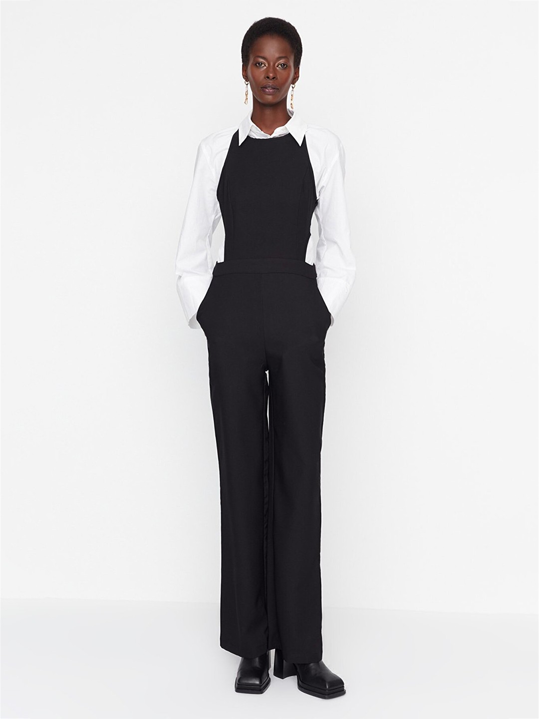 

Trendyol Women Black Solid Basic Jumpsuit