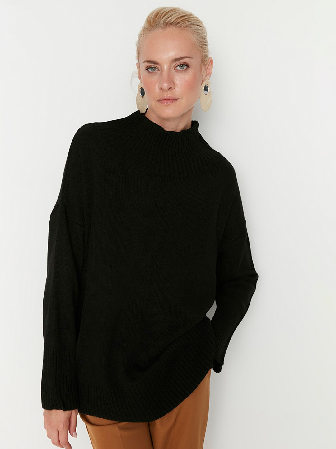 

Trendyol Women Black Pullover