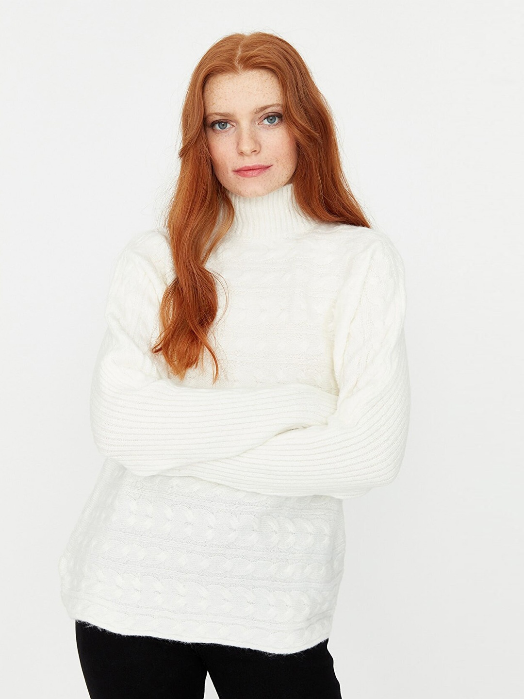 

Trendyol Women Off White Cable Knit Pure Acrylic Pullover Sweater