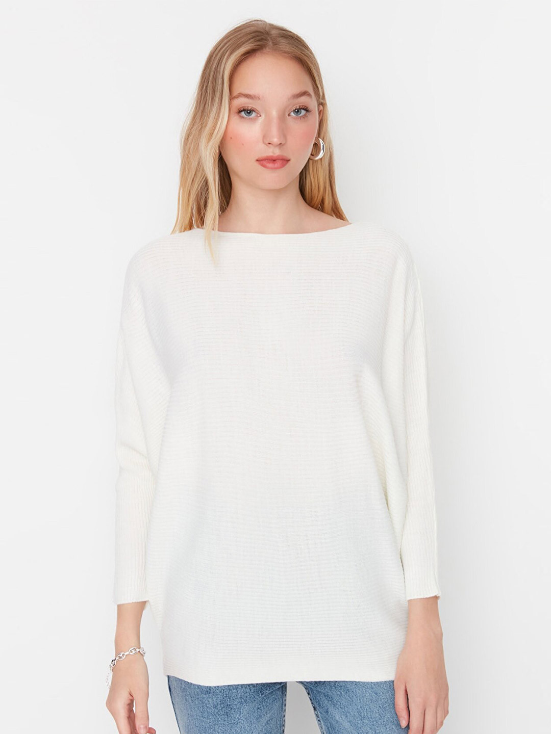 

Trendyol Women Off White Solid Acrylic Pullover