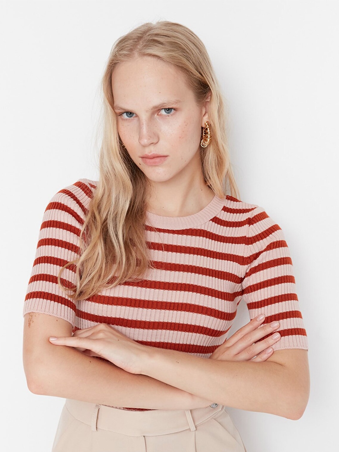 

Trendyol Women Coffee Brown & Red Striped Pullover