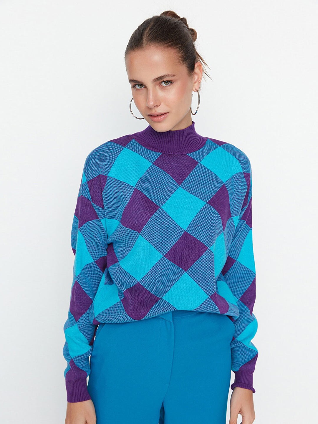 

Trendyol Women Blue & Purple Checked Pullover