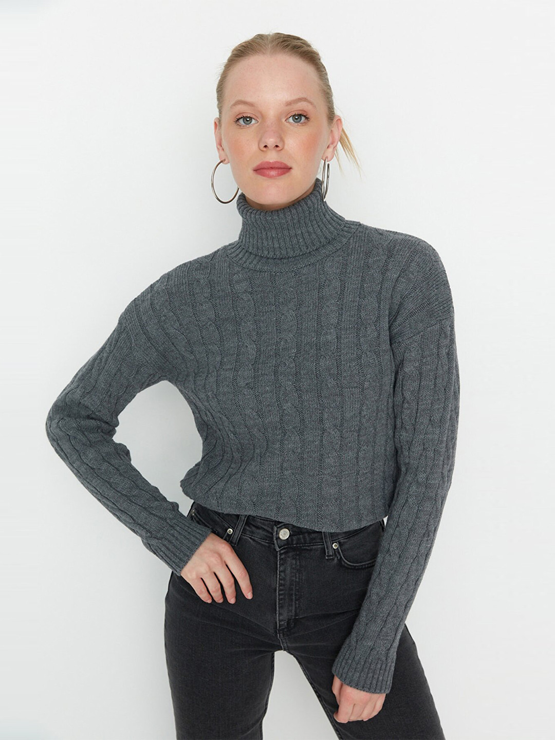 

Trendyol Women Charcoal Pullover Sweater
