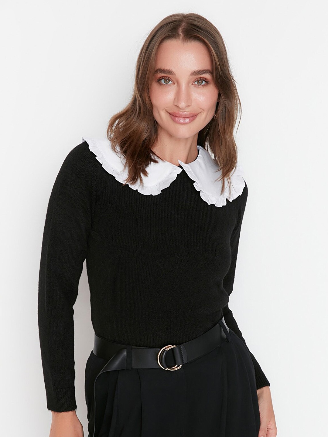 

Trendyol Women Black Pullover Sweater
