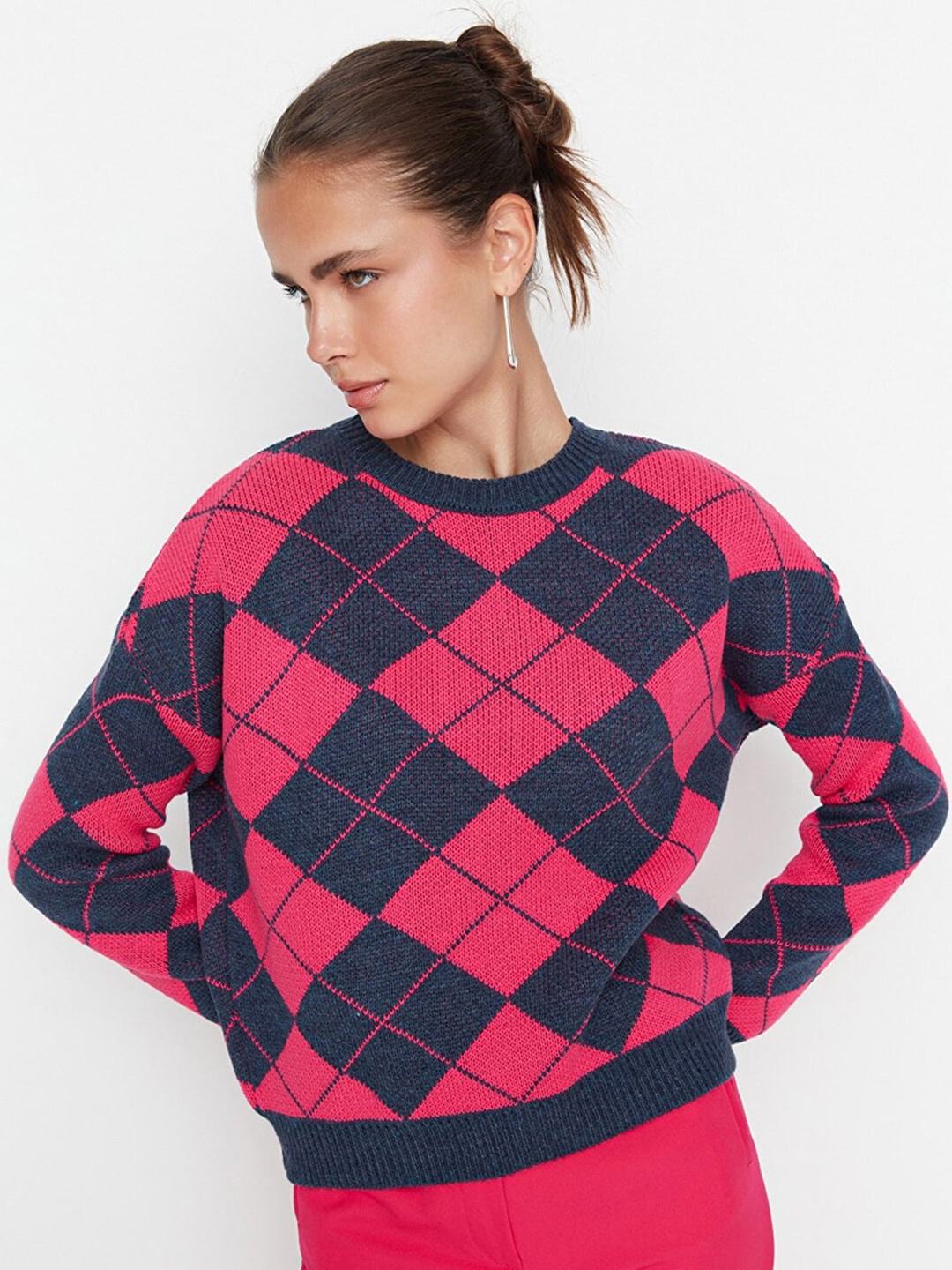

Trendyol Women Navy Blue & Pink Argyle Checked Pullover Acrylic Sweater