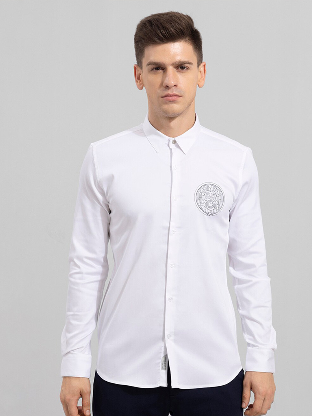 

Snitch Men White Slim Fit Casual Shirt