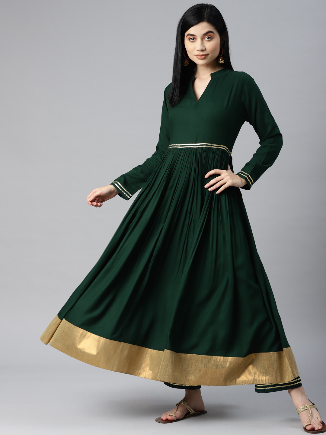 

MBE Women Green Pleated Kurta with Trousers