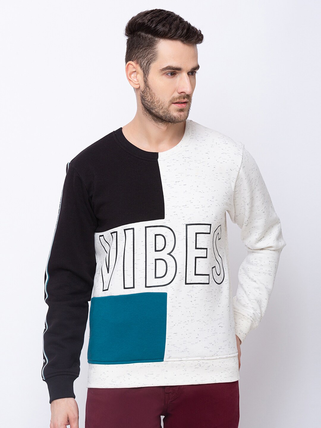 

Status Quo Men Black & White Printed Cotton Sweatshirt