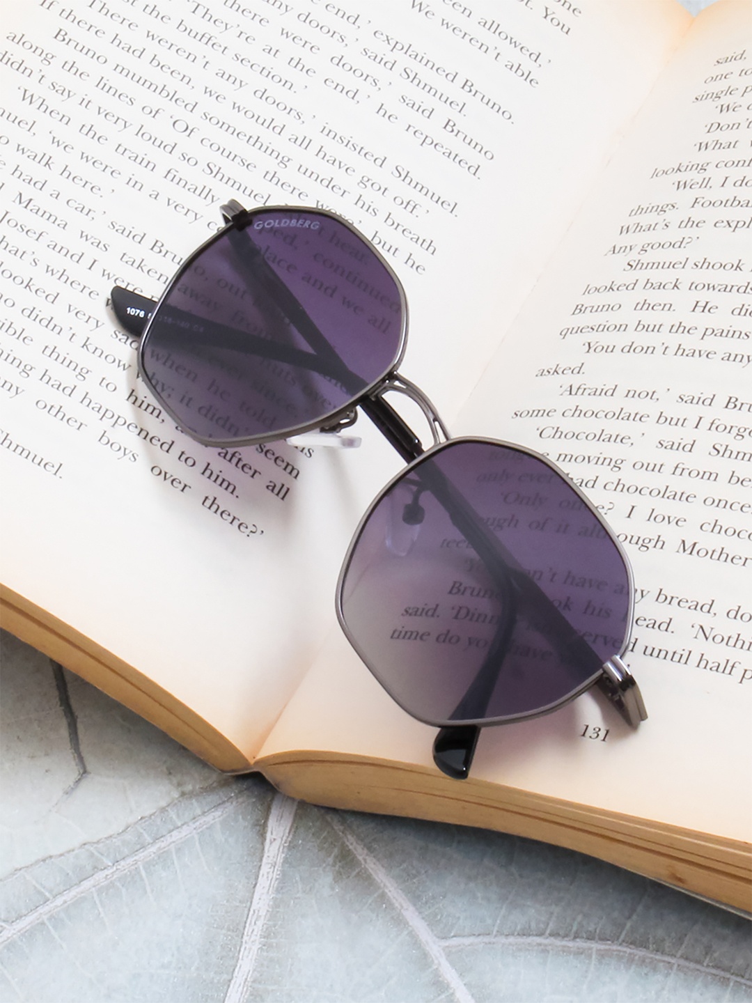 

Gold Berg Grey Lens & Silver-Toned Other Sunglasses with UV Protected Lens- GB-1076_GUN