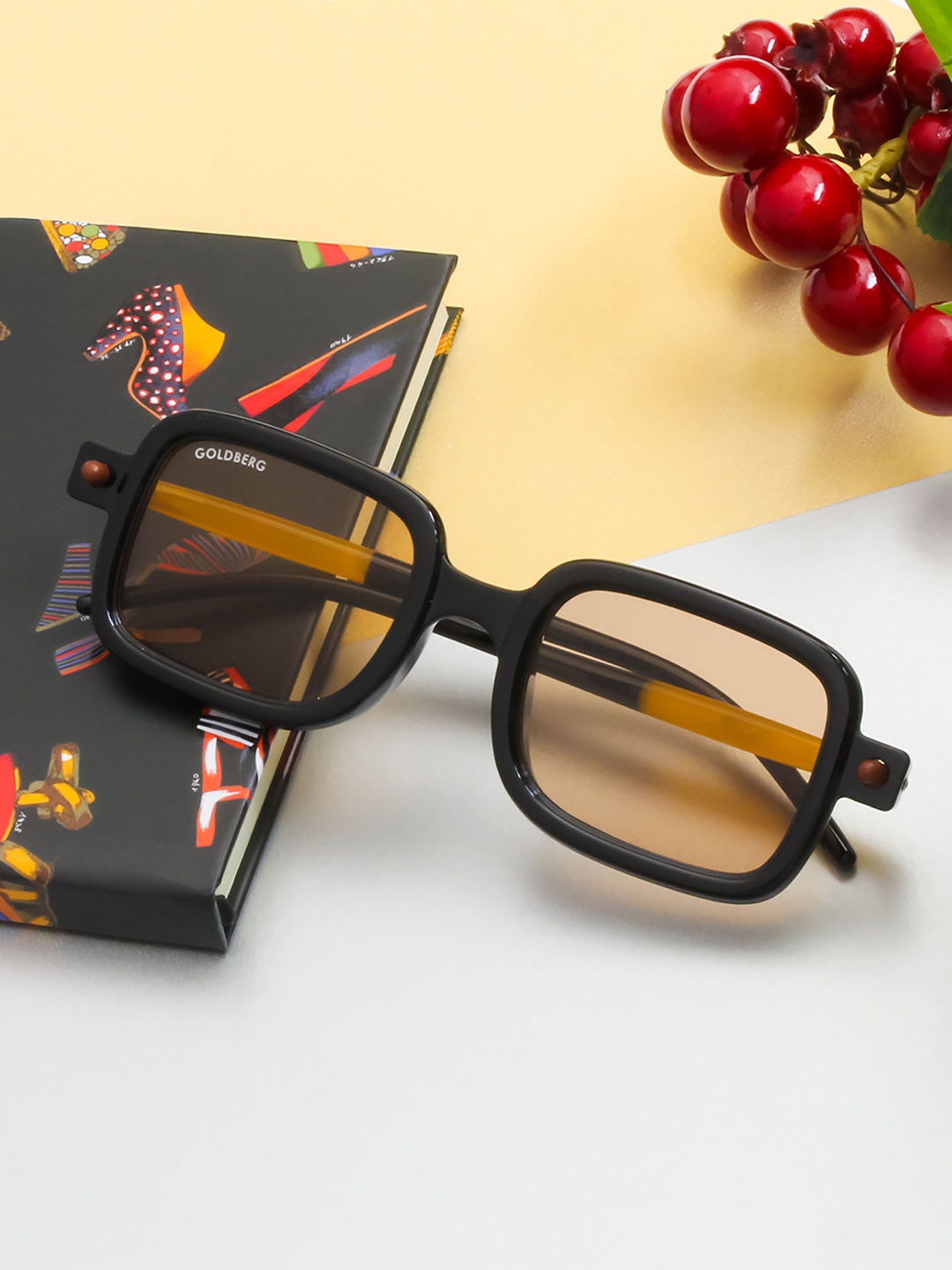 

Gold Berg Brown Lens & Black Square Sunglasses with UV Protected Lens GB-22037_C2