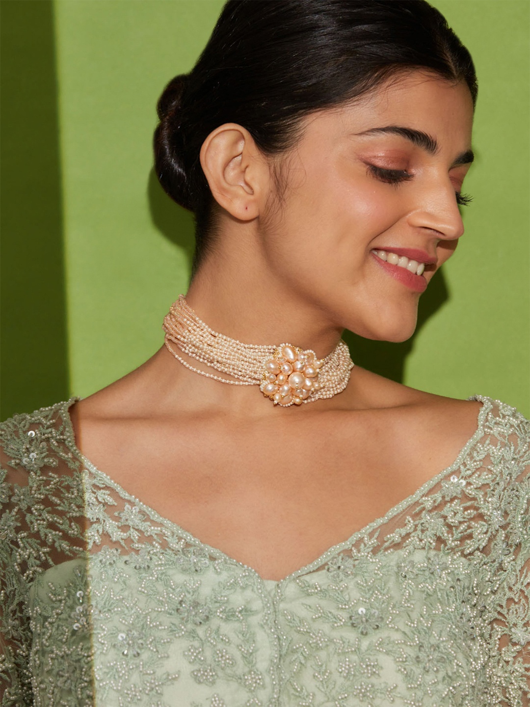 

D'oro Peach-Coloured Gold-Plated Pearl Choker