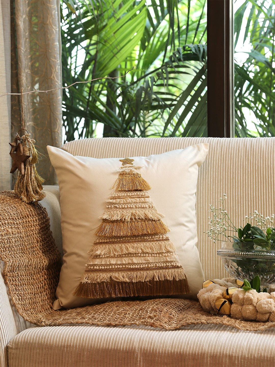 

Amoliconcepts Off White & Cream-Coloured Embellished Square Cushion Cover