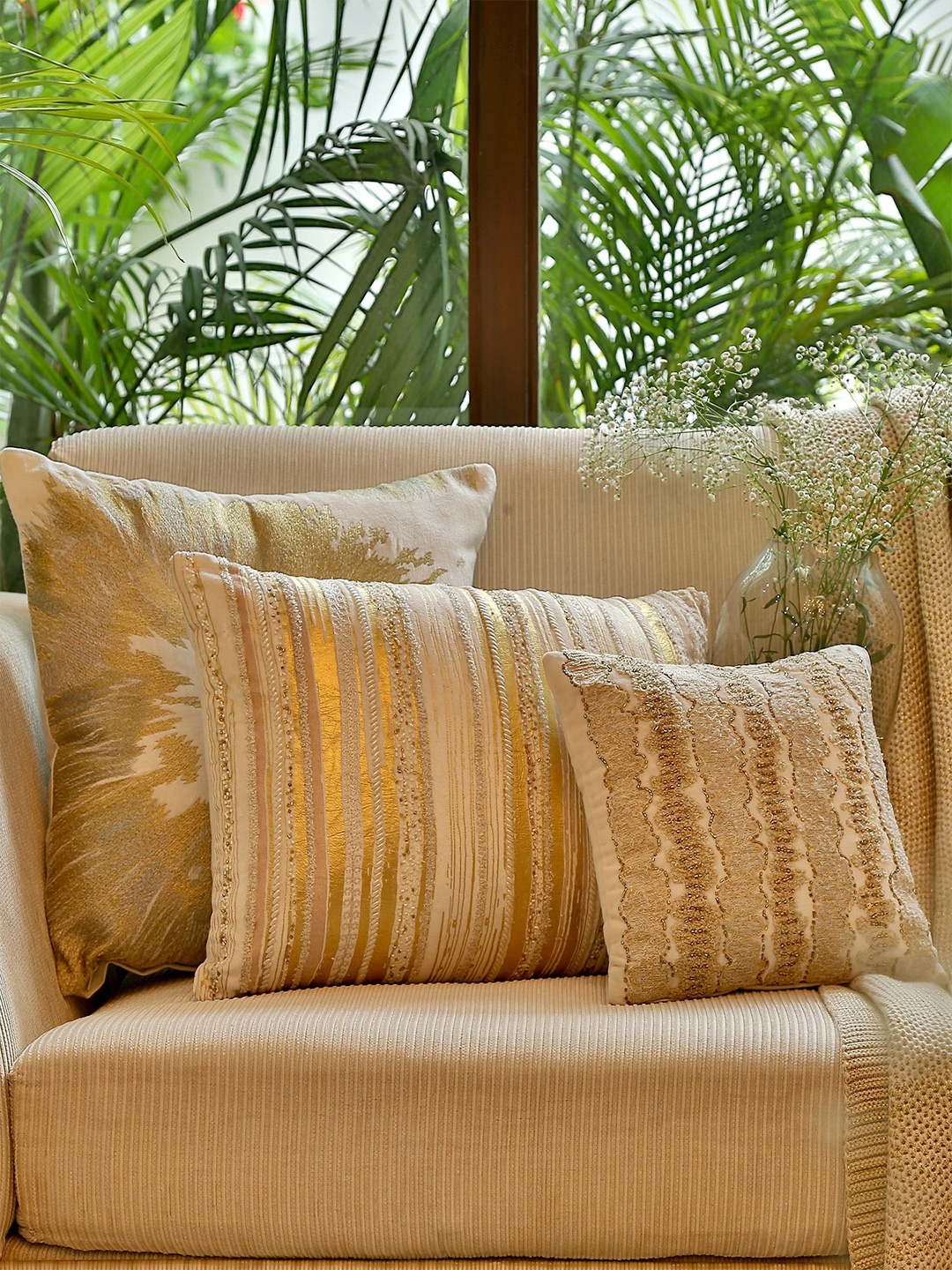 

Amoliconcepts Off White & Gold-Toned Embroidered Square Cushion Cover