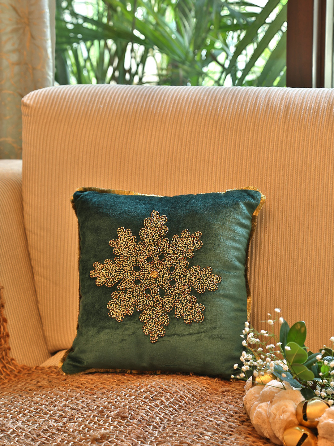 

Amoliconcepts Green & Silver-Toned Embroidered Velvet Square Cushion Cover