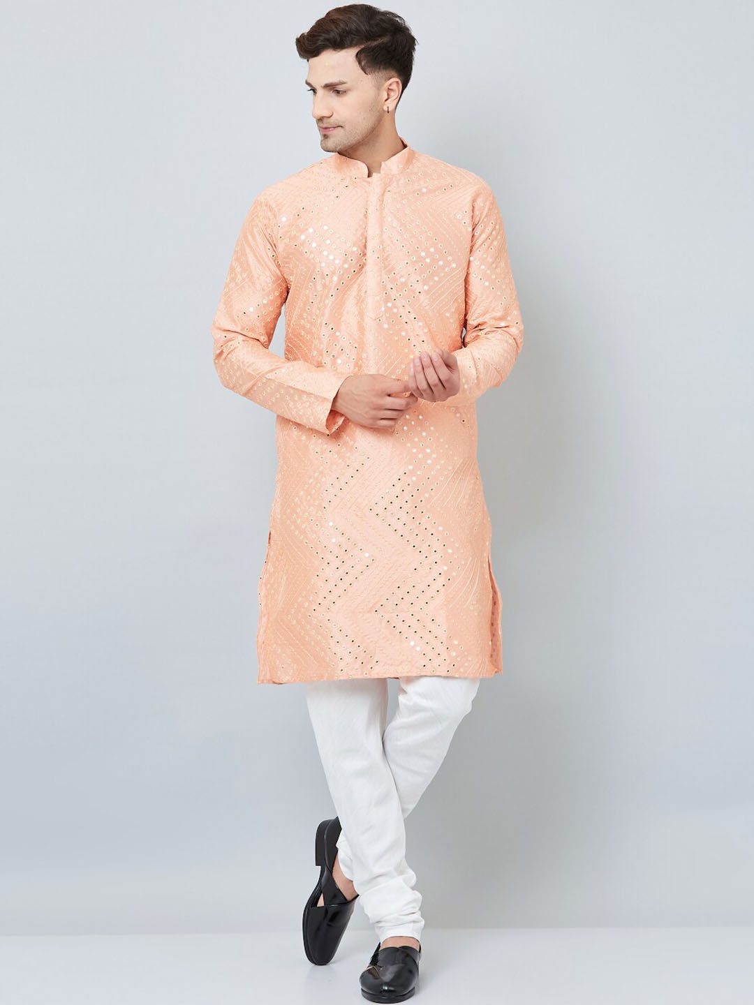 

Armaan Ethnic Embellished Mirror Work Mandarin Collar Kurta, Peach
