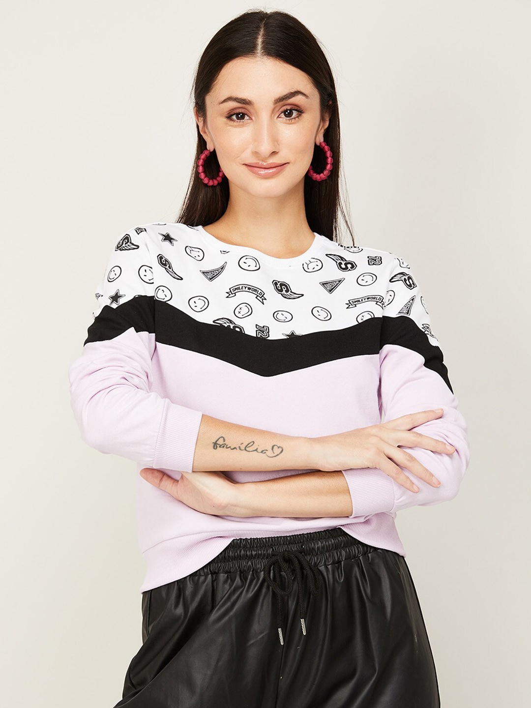 

SmileyWorld Women Purple & White Printed Cotton Sweatshirt