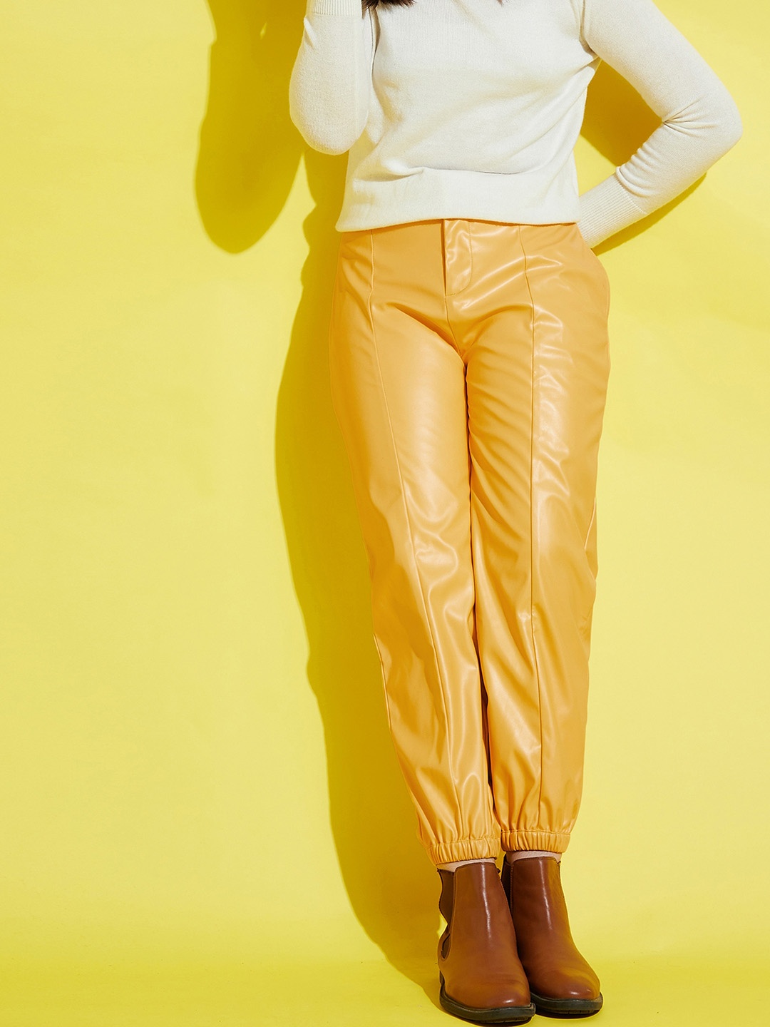 

Noh.Voh - SASSAFRAS Kids Girls Yellow Solid Joggers