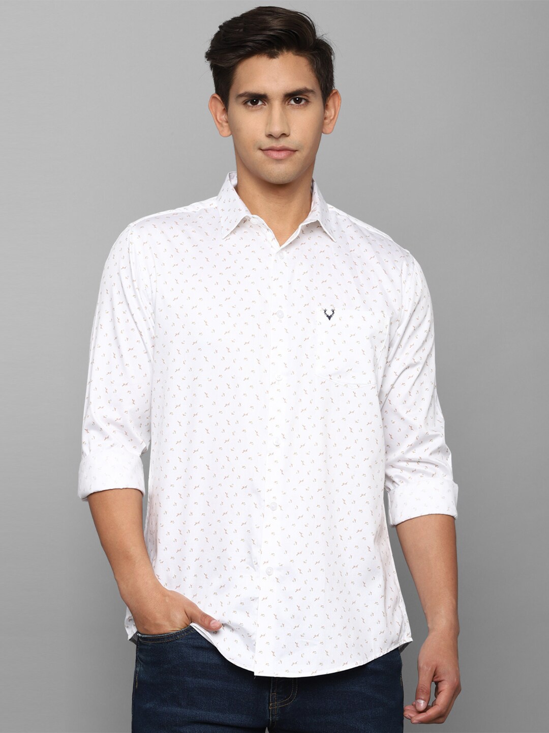 

Allen Solly Men White Slim Fit Floral Printed Pure Cotton Casual Shirt