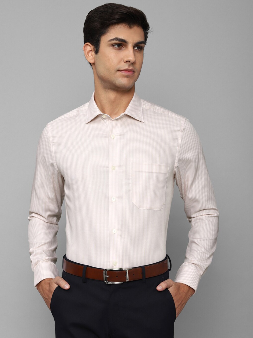 

Louis Philippe Men Pure Cotton Slim Fit Formal Shirt, Cream