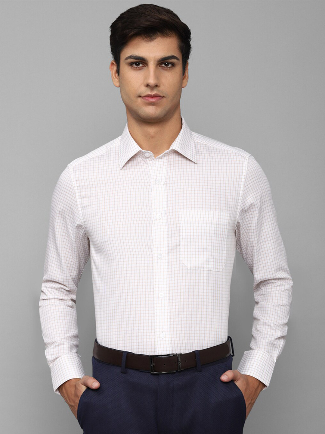 

Louis Philippe Men Slim Fit Grid Tattersall Checks Checked Cotton Formal Shirt, White