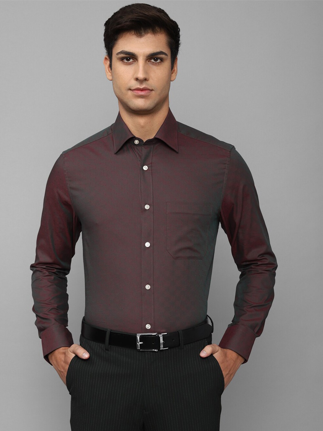 

Louis Philippe Men Slim Fit Cotton Formal Shirt, Burgundy