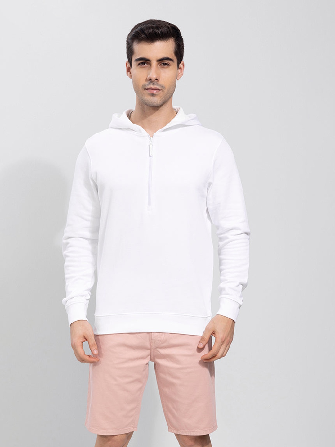 

Snitch Men White Solid Cotton Hooded Sweatshirt