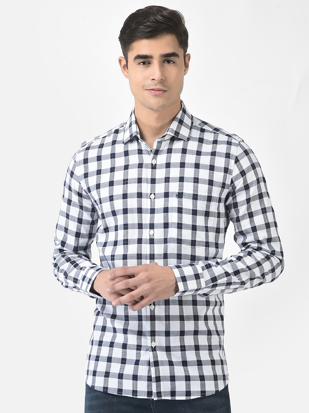 Crimsoune Club Men White Slim Fit Gingham Checked Cotton Casual Shirt