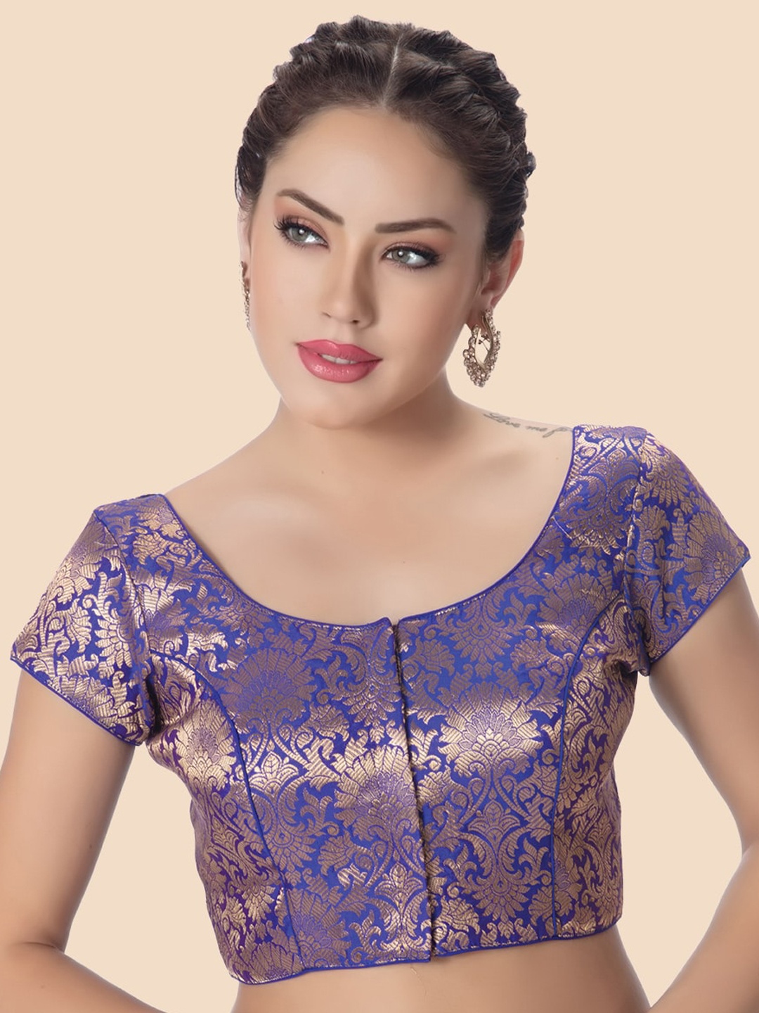 

neckbook Women Blue Woven Design Padded Saree Blouse