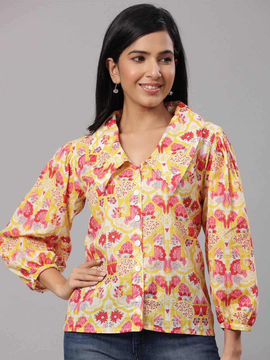 

Do Dhaage Yellow & Red Floral Print Shirt Style Top