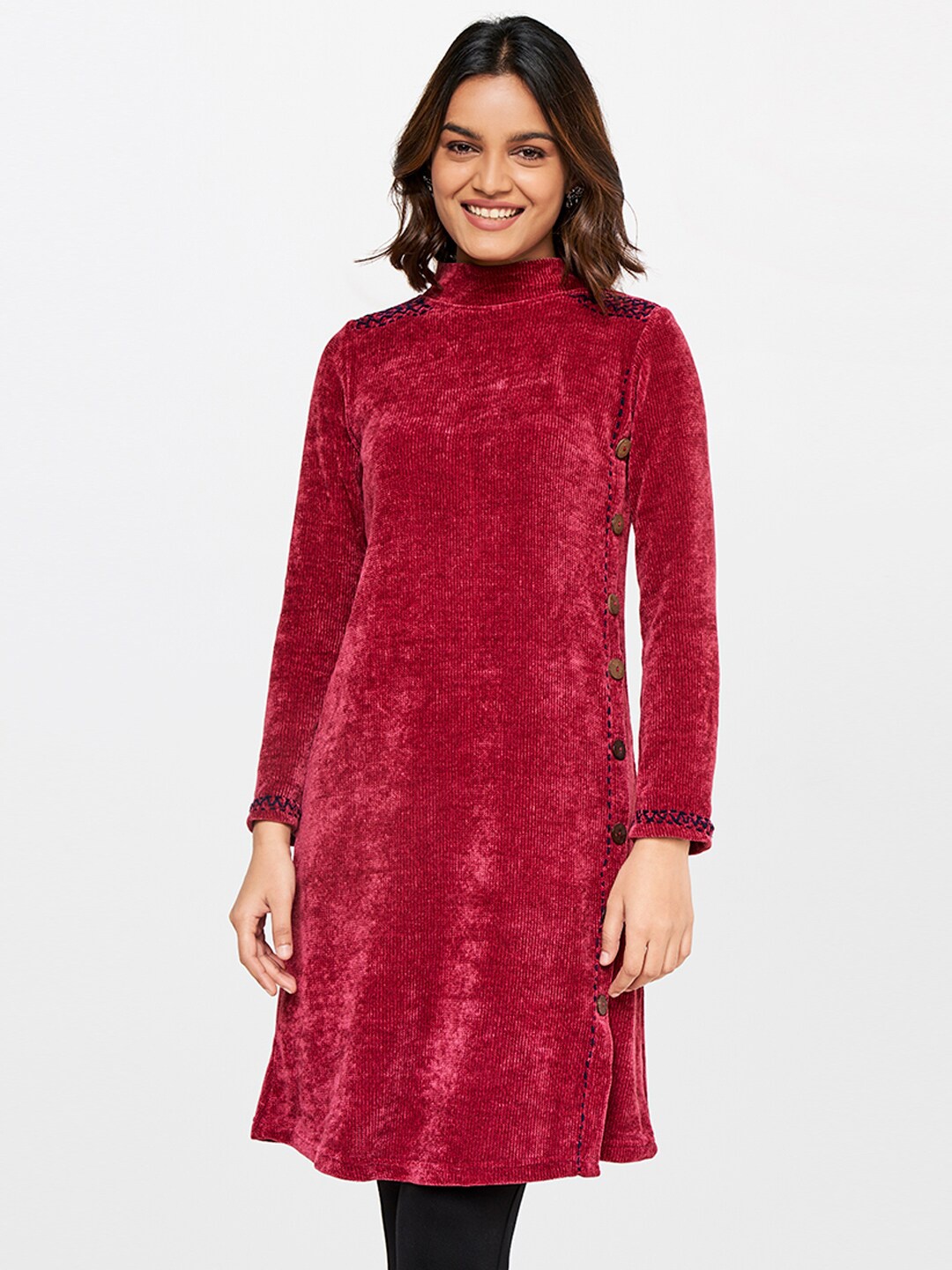 

Global Desi Women Maroon Solid High Neck Tunic