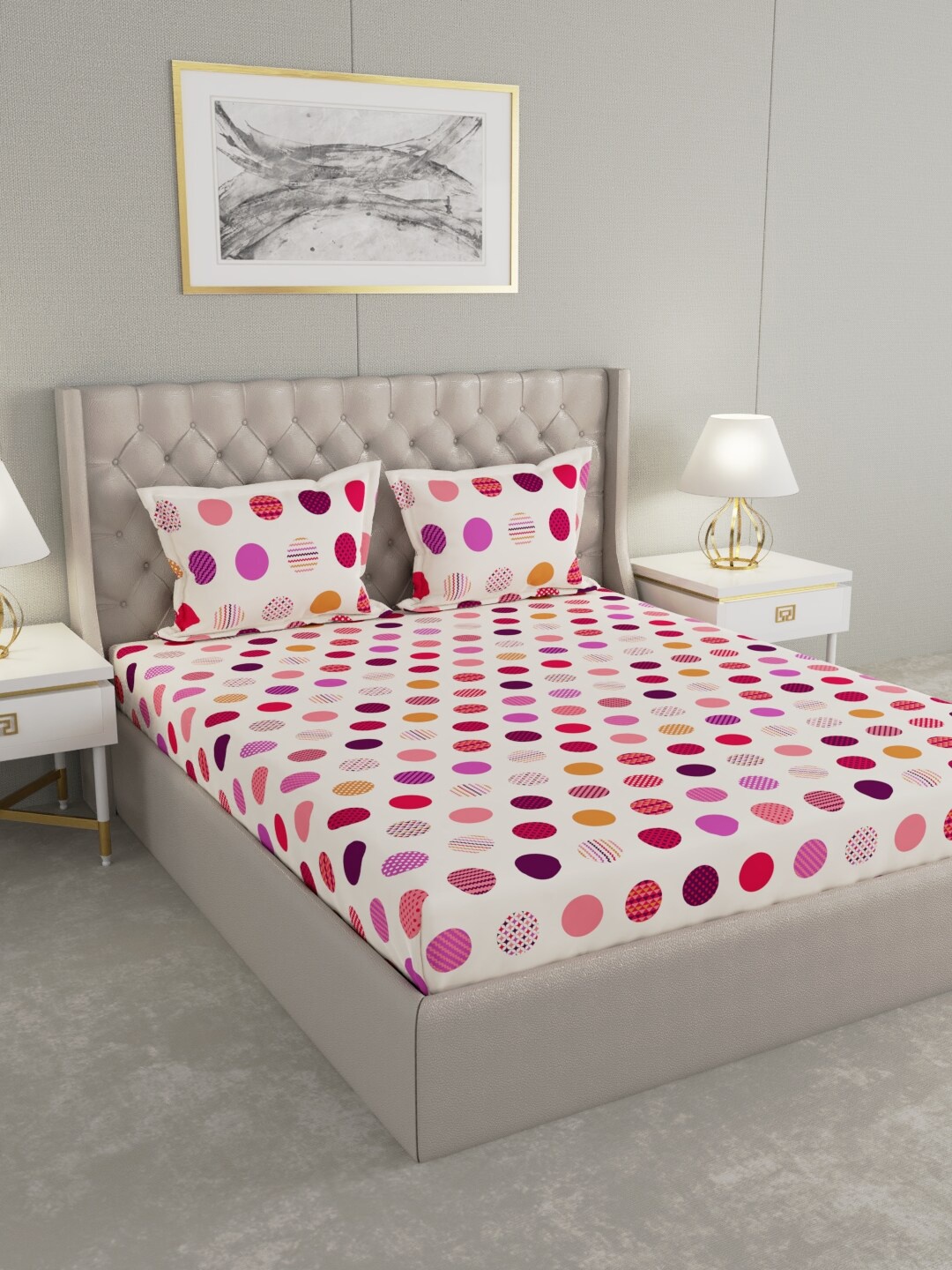 

Raymond Home Off White & Red Geometric 100 TC King Bedsheet with 2 Pillow Covers