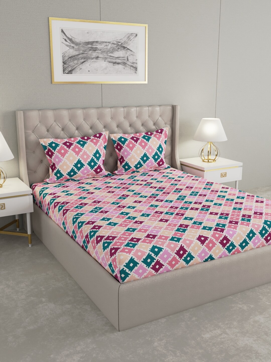 

Raymond Home Pink & Red Geometric 100 TC King Bedsheet with 2 Pillow Covers