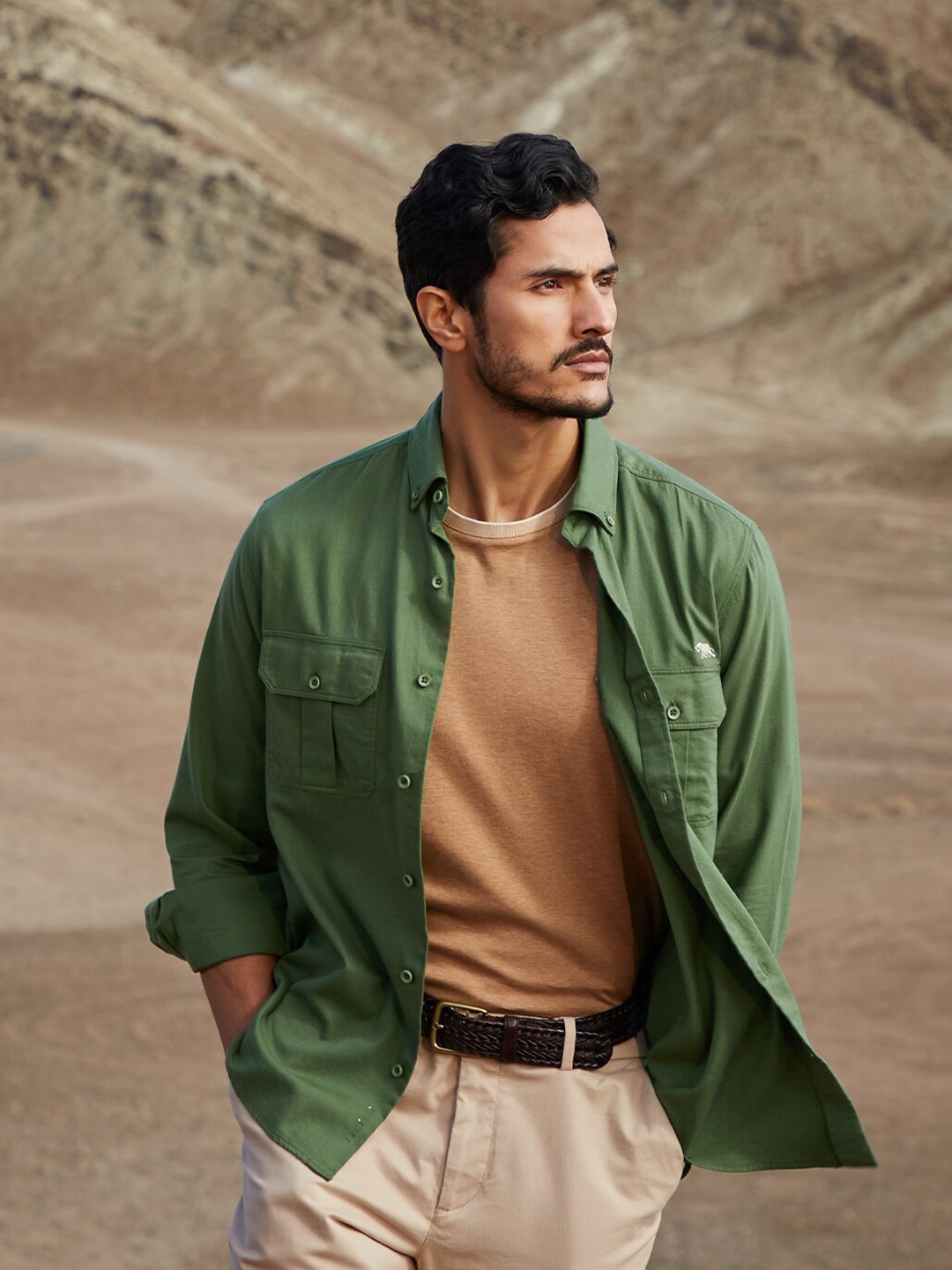

Andamen Men Green Classic Casual Cotton Shirt